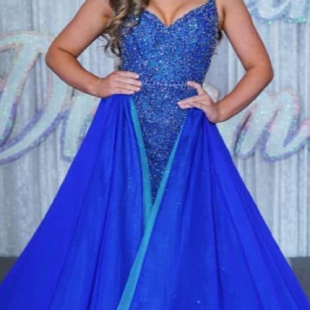 Jovani Couture Size 00